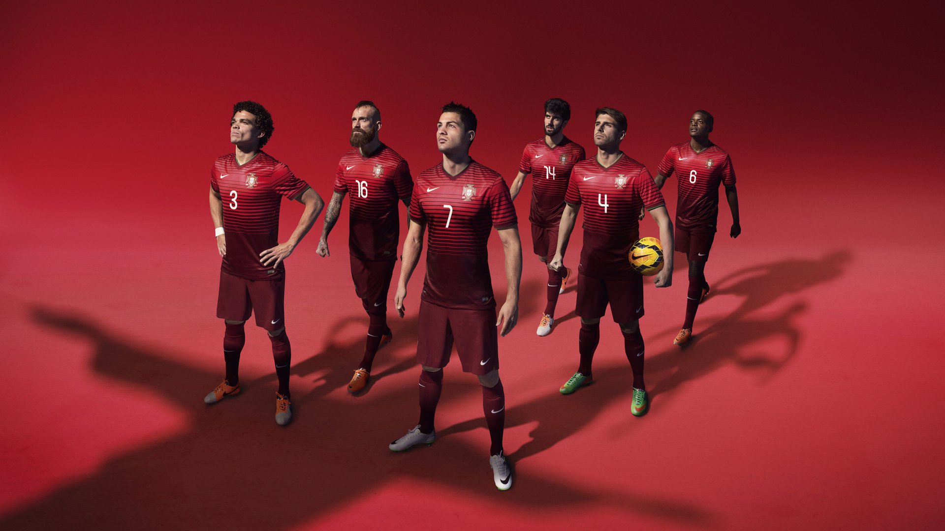 中国女篮打造多点开花进攻格局，中国女篮真棒